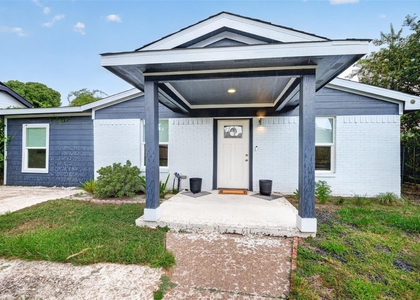 1119 Panama Street - Photo 1