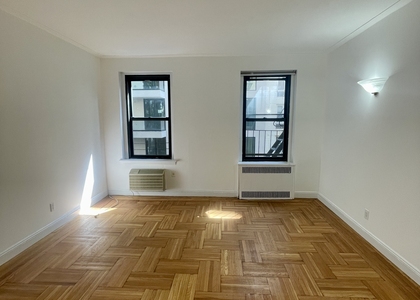 440 East 78th Street, 2D - Photo 1