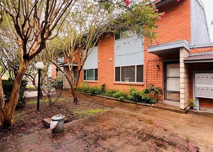 5538 Holly Street - Photo 1
