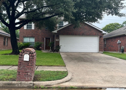 21119 Brae Point Court - Photo 1