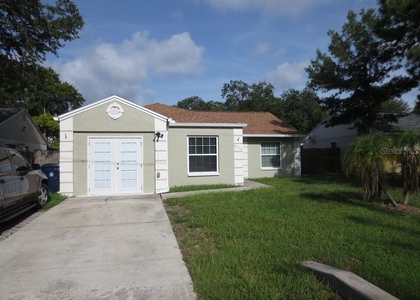 6713 S Sheridan Road - Photo 1