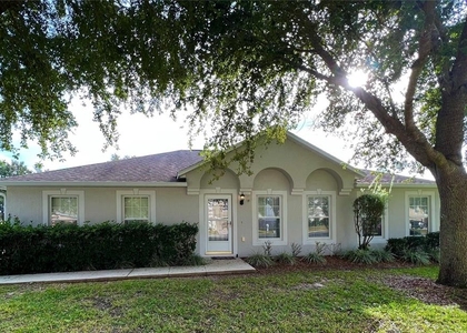 4536 Se 30th Street - Photo 1
