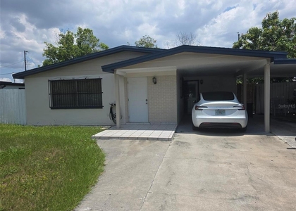 6015 N Manhattan Avenue - Photo 1