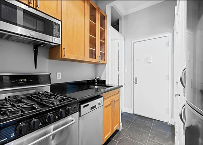 410 East 13th Street - Photo 1