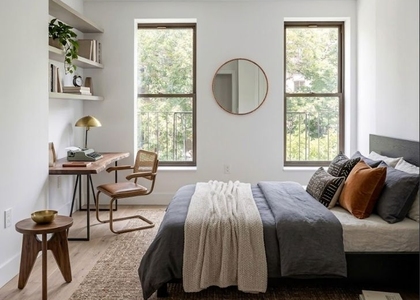 East 29th & Lexington Avenue - Photo 1