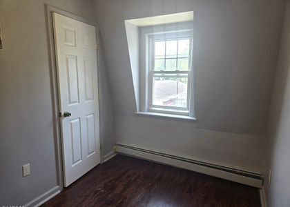 763 W Grand Ave - Photo 1