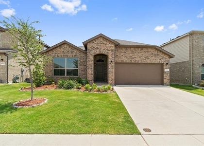 9124 Golden Hollow Lane - Photo 1