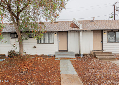864 E Chandler Boulevard - Photo 1