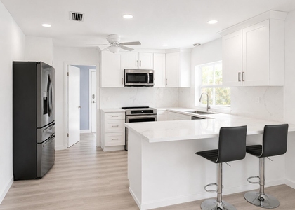 1301 Sw 8th Street - Photo 1