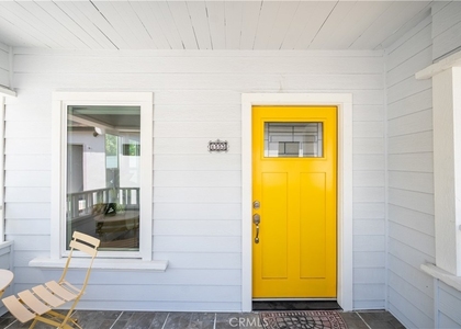 1553 Talmadge - Photo 1
