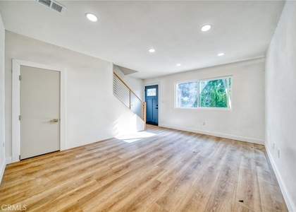 2617 Morningside - Photo 1
