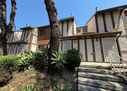 1004 S Mountain - Photo 1