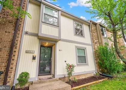 6060 Hollow Knoll Court - Photo 1