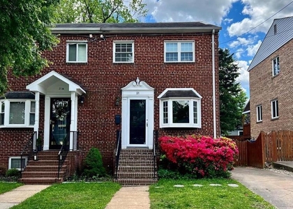 21 E Myrtle Street - Photo 1