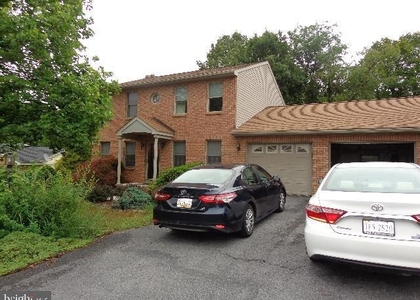 173 Stanford Road - Photo 1