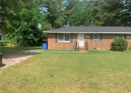814 Varsity Drive - Photo 1