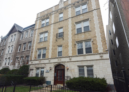 640 W Wrightwood Avenue - Photo 1