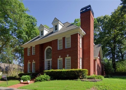 1150 Goodwin Place Ne - Photo 1