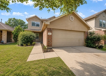 33127 Cottonwood Bend - Photo 1