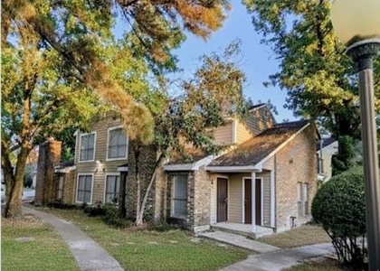 7200 W T C Jester Boulevard - Photo 1