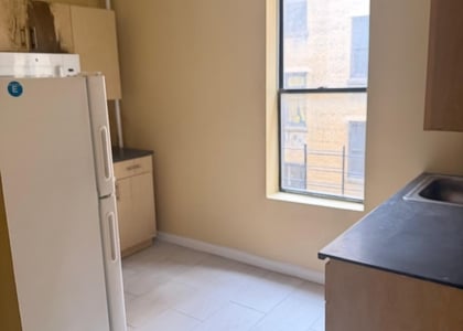 West 175th Street - Photo 1