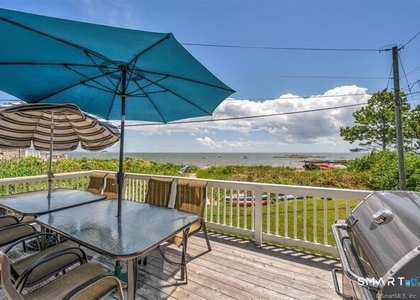 66 Oak Avenue - Photo 1
