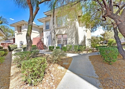 908 Domnus Lane - Photo 1