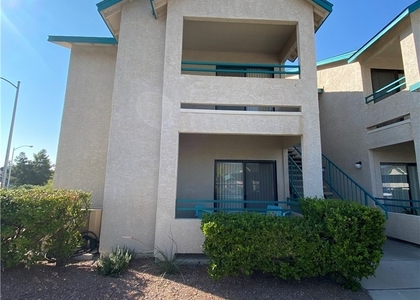5271 Lindell Road - Photo 1