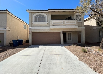 5561 Anticipation Court - Photo 1