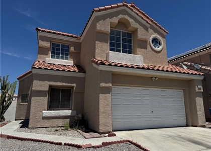 2724 Trotwood Lane - Photo 1