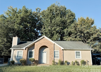 2601 Dion Avenue - Photo 1