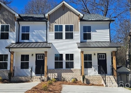 382 W Moore Avenue - Photo 1