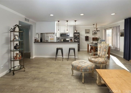 18640 Collins Street - Photo 1