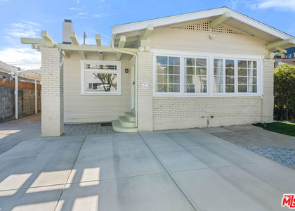 607 N Gramercy Place - Photo 1