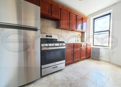 250 Stuyvesant Avenue Brooklyn - Photo 1