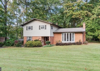 6810 Fern Lane - Photo 1