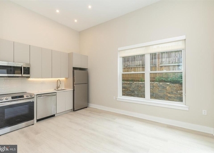 1533-1535 Ridge Avenue - Photo 1