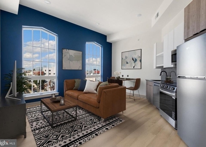689 N Broad Street - Photo 1