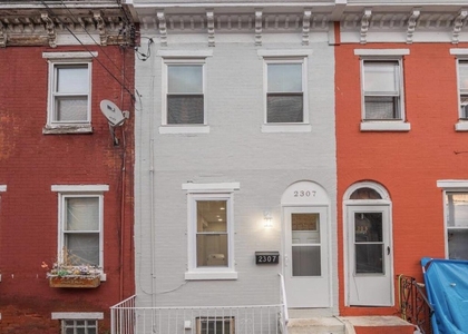 2307 N Mascher Street - Photo 1