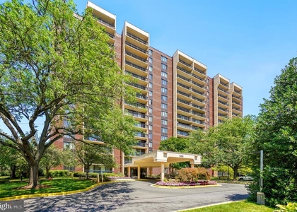 7401 Westlake Terrace - Photo 1