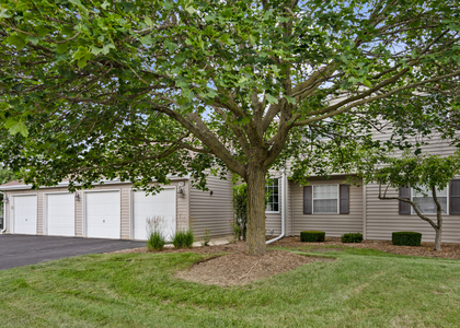 546 E Shag Bark Lane - Photo 1