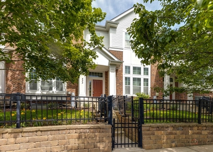 533 Plaza Place - Photo 1