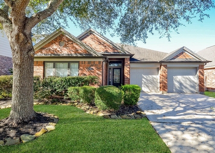 5915 Turkey Creek - Photo 1