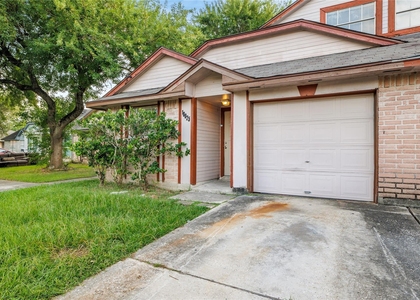 10025 Rosbrook Drive - Photo 1
