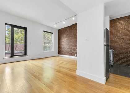 23 West 94th Street - Photo 1