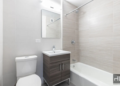 West 48 Street - Photo 1
