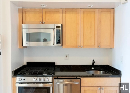 East 68 Street - Photo 1