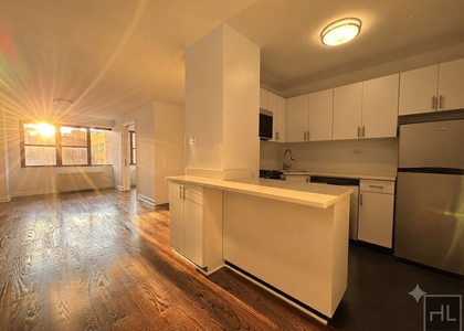 East 16 Avenue - Photo 1