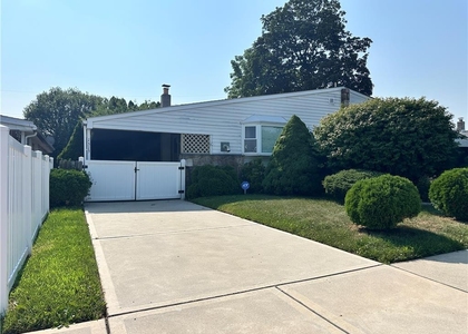 1515 Livingston Street - Photo 1