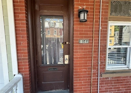 814 Washington Street - Photo 1